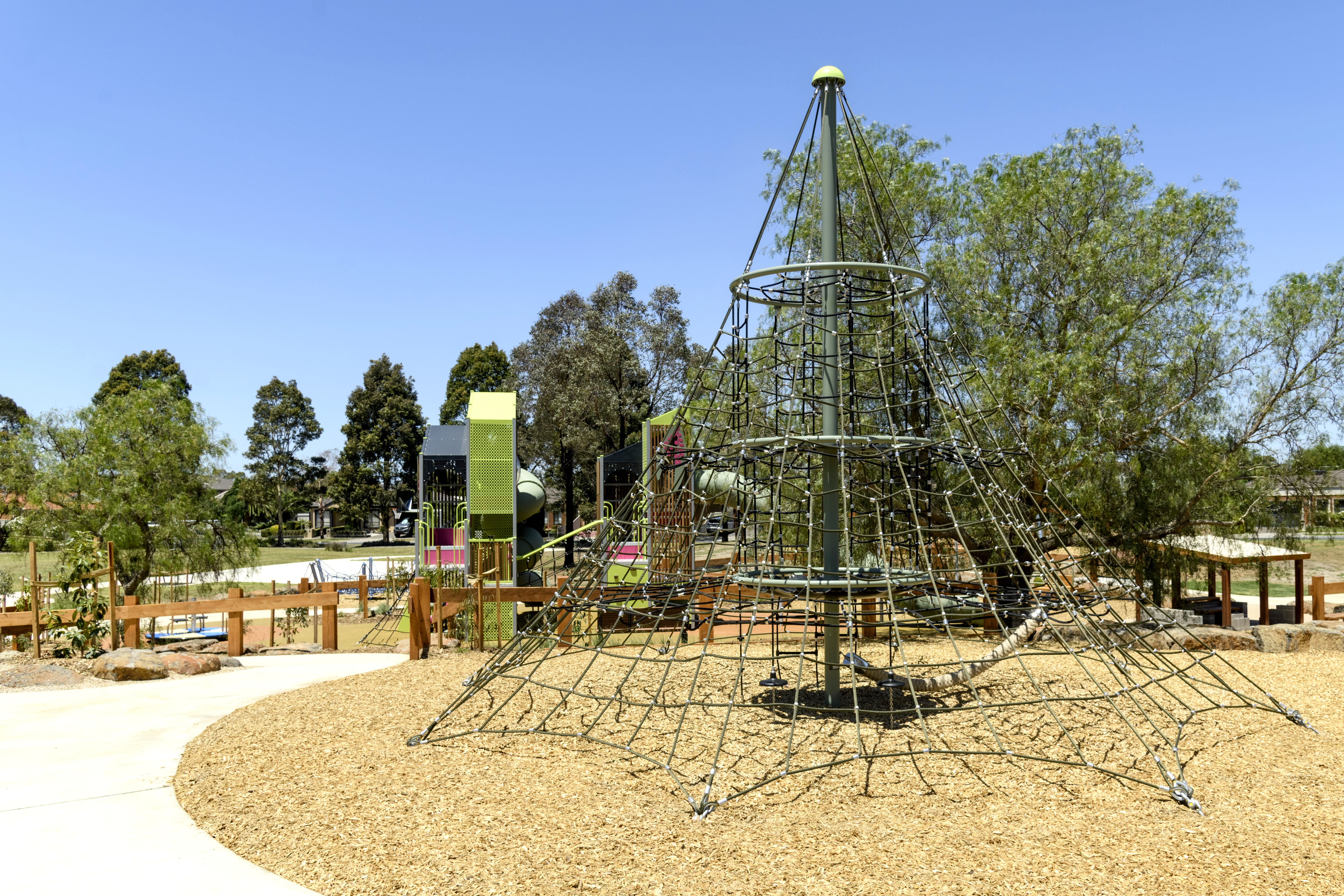 The Parkway Reserve - Net climber