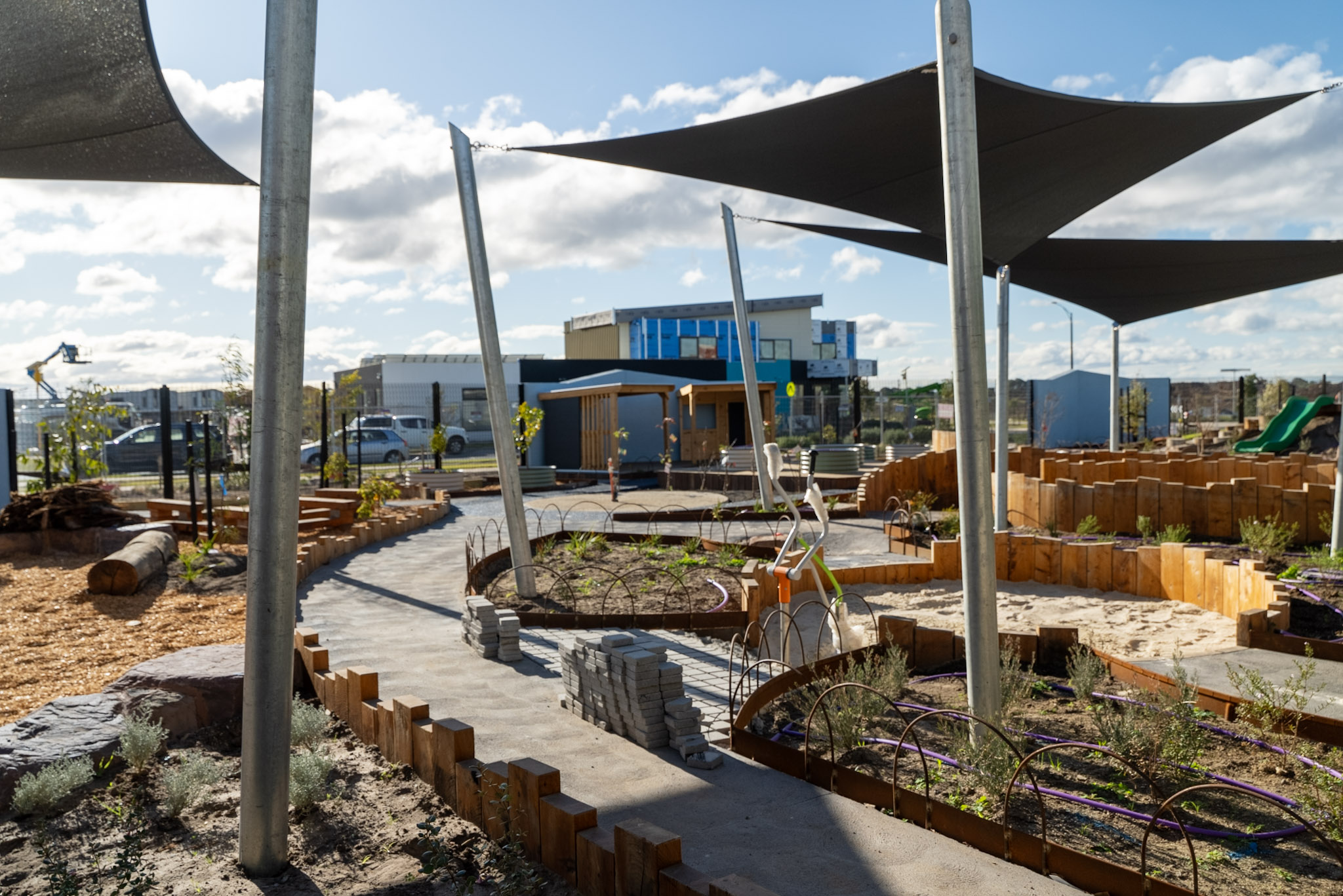 Lollypop Creek Community Centre - Outdoor Spaces